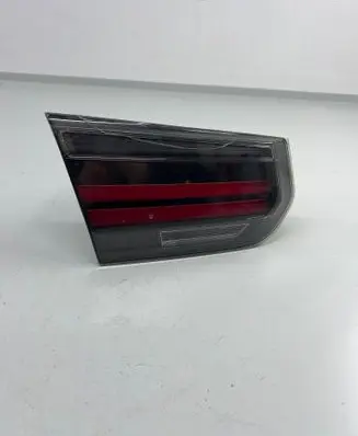 BMW M3 F80 Tailgate rear/tail lights 2sd012147