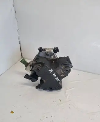 Volvo XC70 Fuel injection high pressure pump 30756125 0445010111 19416