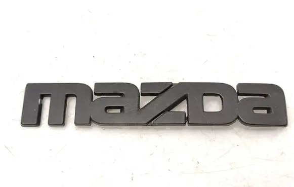 Mazda 929 Manufacturer badge logo/emblem H26151711