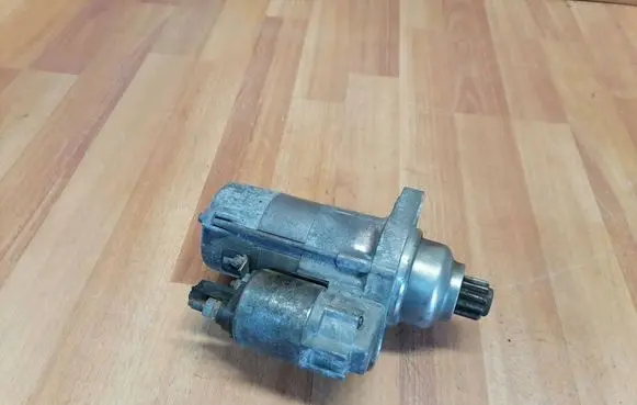 Seat Altea Starter motor 02M911023N TS18E3
