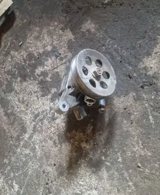Honda HR-V Power steering pump