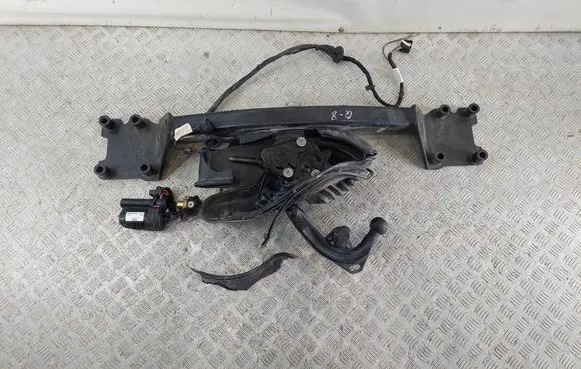 Audi Q7 4M Tow bar set 4M0803881F 4M0971124K