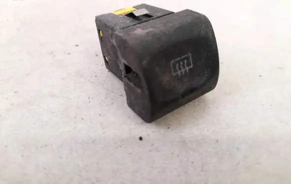 Windscreen/window heater switch