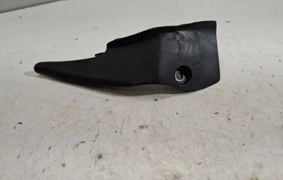 Citroen DS7 Crossback Windshield trim 9817550377