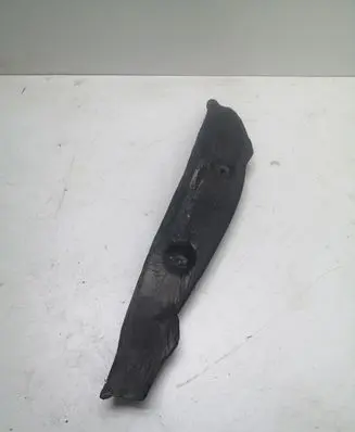 Ford Mustang VI Fender end trim FR3B6310E561
