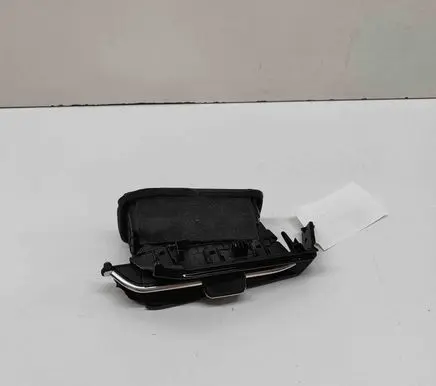 KIA Niro Dashboard air vent grill cover trim 84760AT900