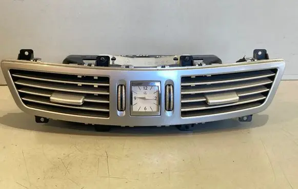 Mercedes-Benz S W221 Dash center air vent grill A2218300954