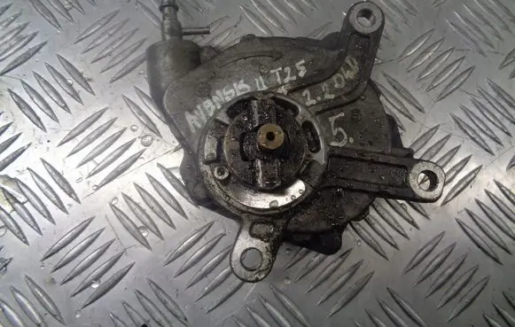 Toyota Avensis T250 Vacuum pump