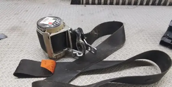 Ford Fiesta Front seatbelt