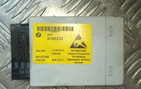 BMW 5 E60 E61 Center console control module 9183233