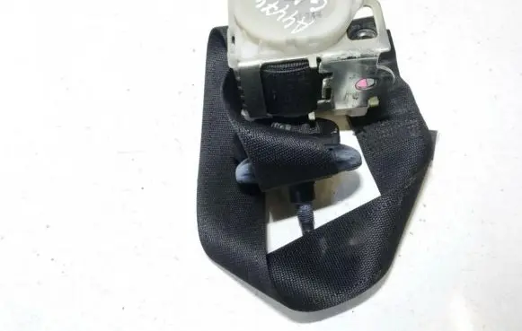 Opel Zafira A Rear seatbelt 90580905
