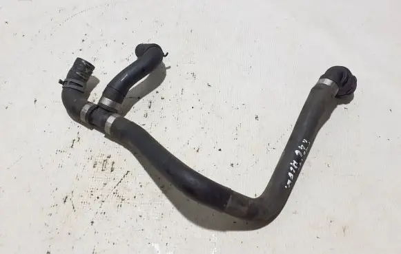 Volkswagen PASSAT B8 Engine coolant pipe/hose 5Q0122051DD