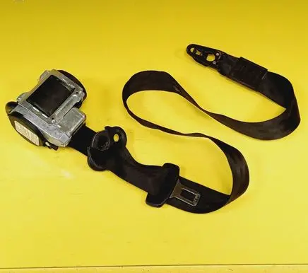 Audi A6 S6 C6 4F Front seatbelt 605404800 4F0857706