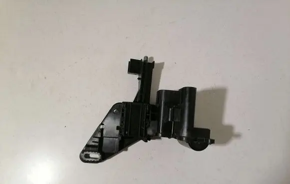 BMW 3 F30 F35 F31 Current control relay 9296152