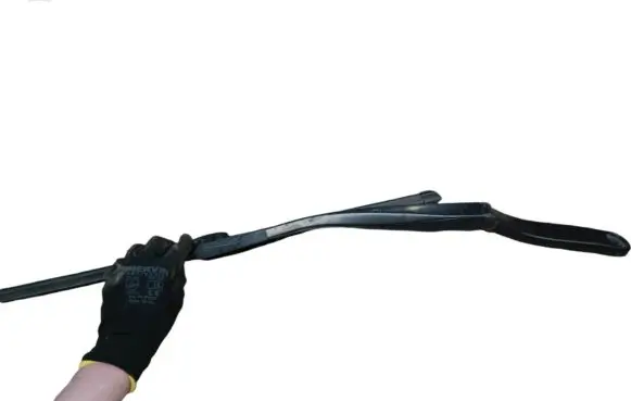 BMW 5 F10 F11 Front wiper blade arm 61617182459