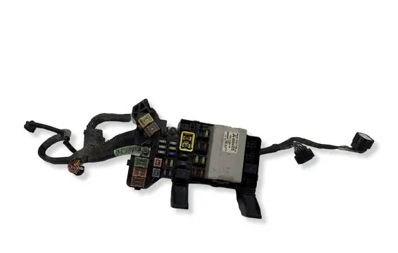 Mitsubishi Pajero Fuse module 