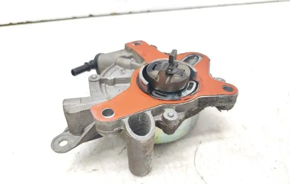 Peugeot 508 RXH Vacuum pump 9673836180 7021390500