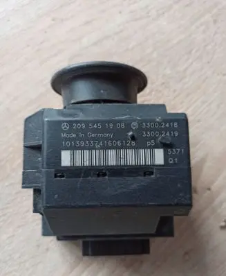 Mercedes-Benz C W203 Engine ECU kit and lock set a2095451908