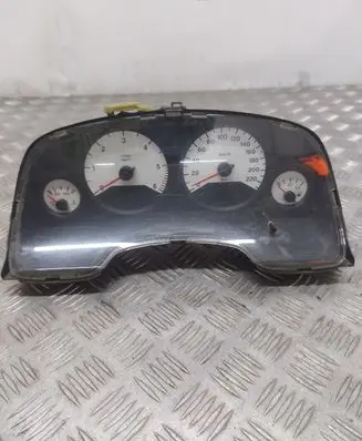 Opel Zafira A Speedometer (instrument cluster) 88311318