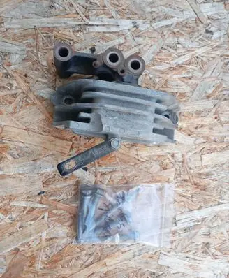 Gearbox mount