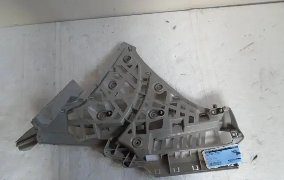 Ford B-MAX Rear bumper mounting bracket AV11R296A23A