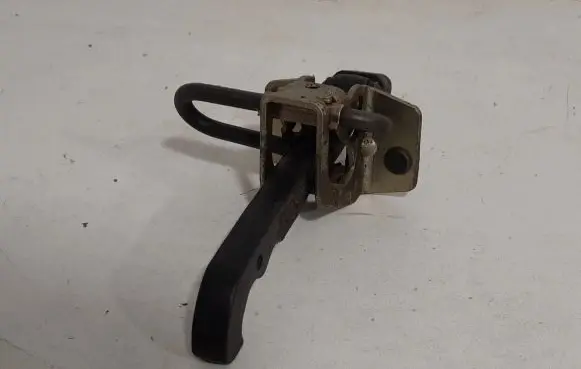 Volvo V50 Front door check strap stopper 30661442 16179