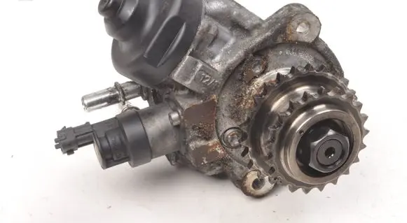 KIA Sorento Fuel injection high pressure pump 331002F000