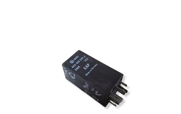 Volkswagen PASSAT B5 Other relay 443919578J