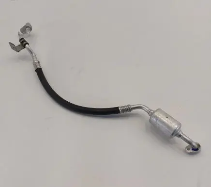 Nissan Leaf II (ZE1) Air conditioning (A/C) pipe/hose 924905SH0A