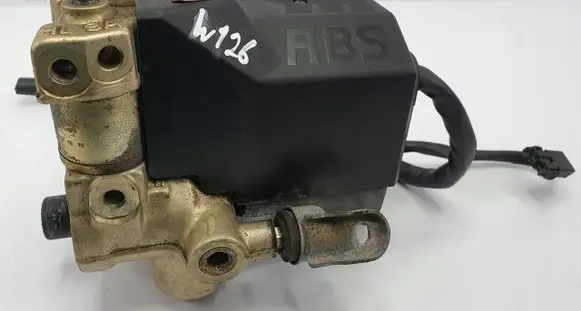 Mercedes-Benz 280 560 W126 ABS Pump 0265200024