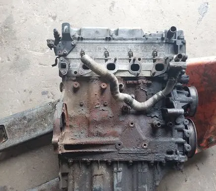 Opel Zafira A Engine 90400240