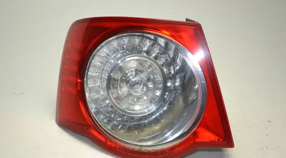 Volkswagen Jetta V Rear/tail lights 1K5945095G 083434