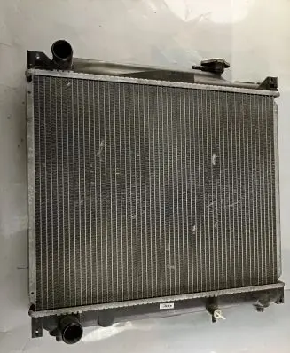 Suzuki Grand Vitara I Coolant radiator
