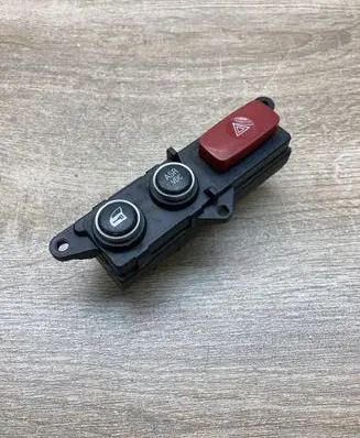 Alfa Romeo 159 Hazard light switch 156067821 156067820