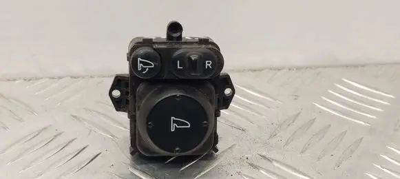 Honda Civic Wing mirror switch SMGE110 NH167L 2427T