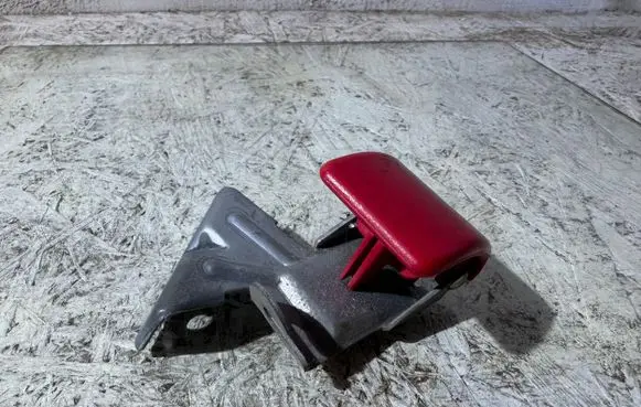Volvo V50 Engine bonnet (hood) release handle