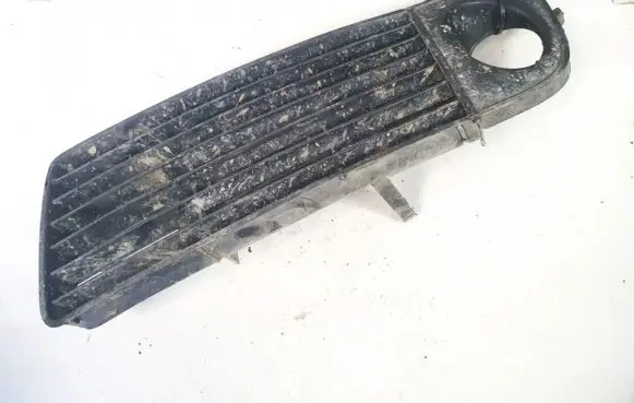 Audi A6 S6 C5 4B Front bumper lower grill 4b0807681jj