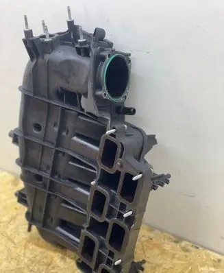Dodge Durango Intake manifold 04861970AC