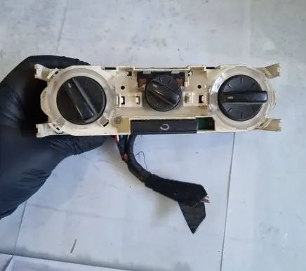 Skoda Fabia Mk1 (6Y) Climate control unit 6Y0819045H 901511740003