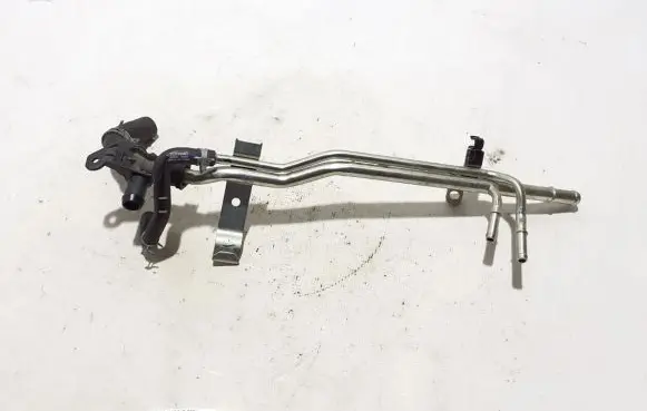Volvo XC40 Engine coolant pipe/hose 32208669