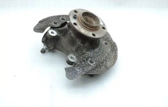 BMW 3 F30 F35 F31 Front wheel hub spindle knuckle 6873418 34106873418