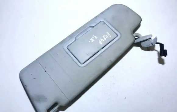 Sun visor