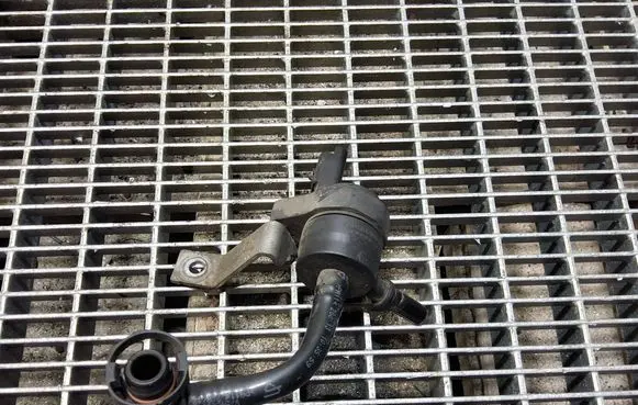 Peugeot Partner Vacuum valve V754196180