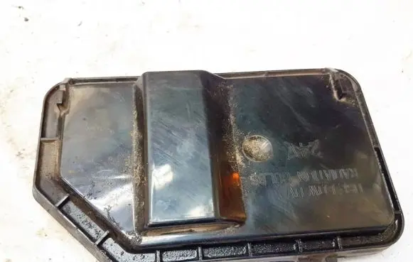 Ford Focus Headlight/headlamp dust cover