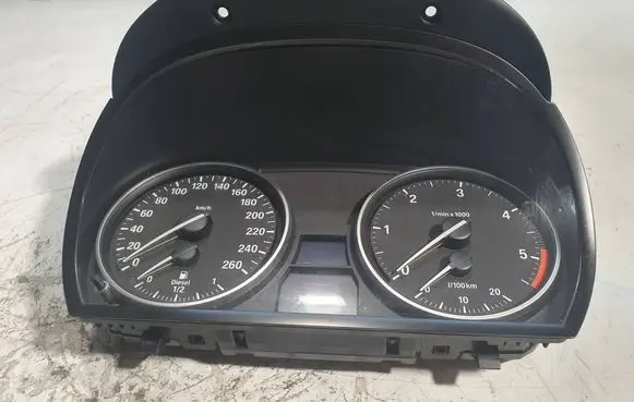 BMW 3 E90 E91 Speedometer (instrument cluster) 9166859 728015613 14369510