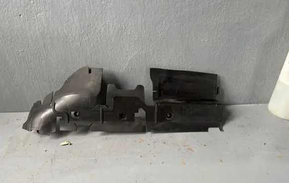Skoda Octavia Mk3 (5E) Radiator trim 5E0121283C
