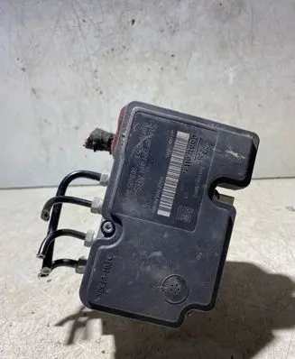 Opel Zafira B ABS Pump 14526423 ZSB1452643