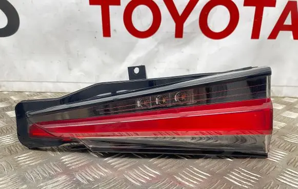 Lexus NX Tailgate rear/tail lights A046040