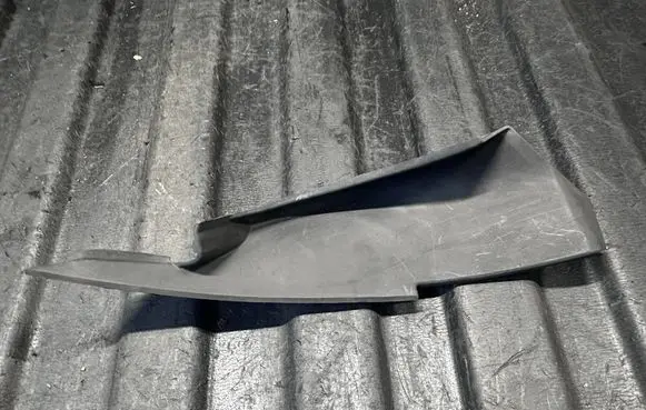 Infiniti FX Wiper trim 66894 1CA1A 668941CA1A