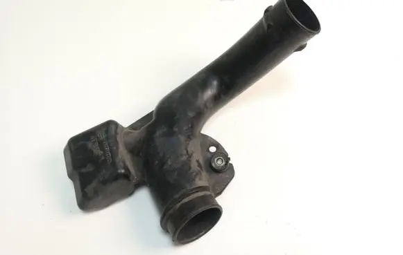 Honda Civic IX Air intake hose/pipe
